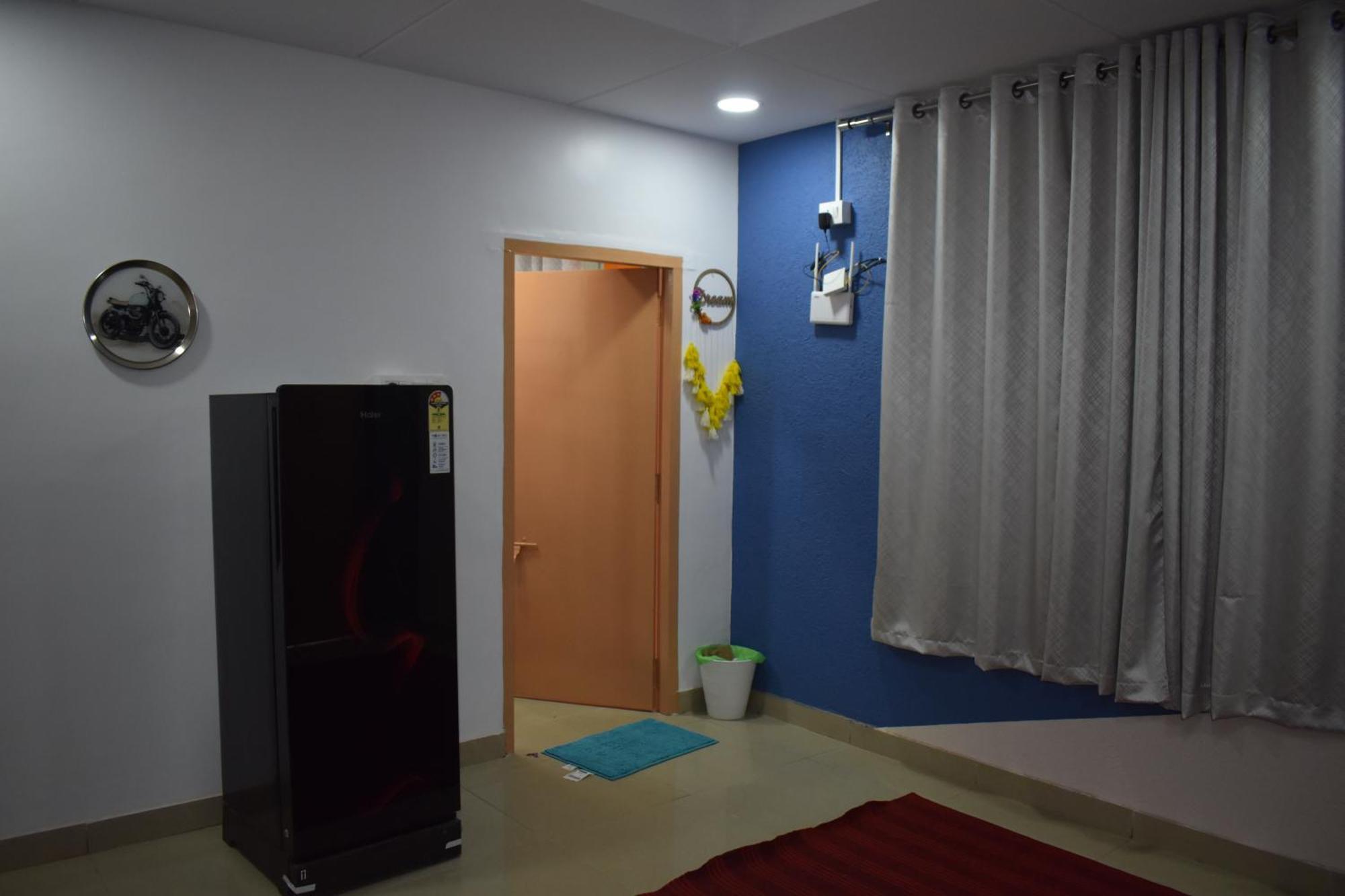 Hyderabad Wanderers Cave Hotel Bagian luar foto